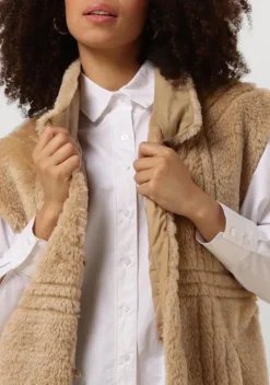 ANOTHER LABEL bodywarmer unni vest><noscript><img width=