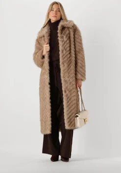 beige coach schoudertas tabby 26 1