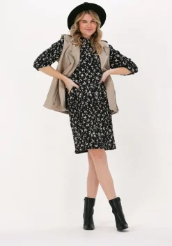 beige goosecraft gilet athena jacket