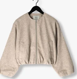 SECOND FEMALE jack dex jacket><noscript><img width=