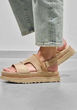 beige ugg platte sandalen w goldenstar regenerate