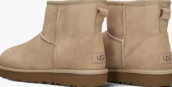 beige ugg vachtlaarzen w classic mini ii