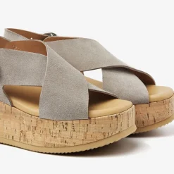 beige via vai platte sandalen sissel raise