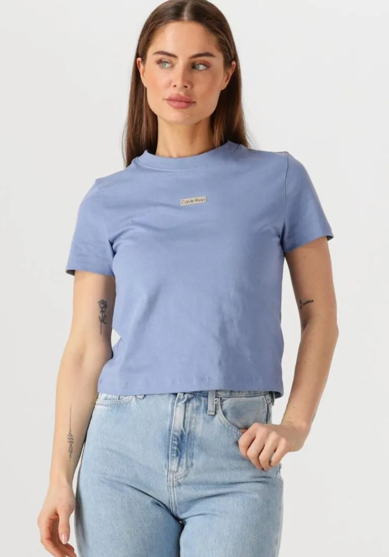 CALVIN KLEIN e t-shirt placed institutional baby tee>DAMES Tops & T-Shirts