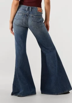DIESEL e flared jeans 1970 d-bleess><noscript><img width=