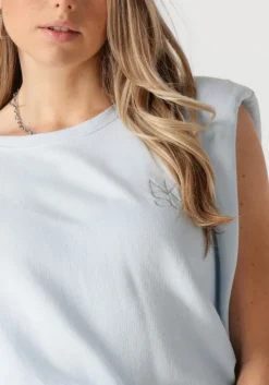 NUKUS e top babette top><noscript><img width=