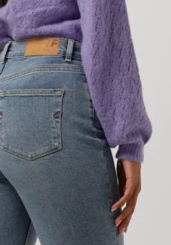 SELECTED FEMME e mom jeans felina hw mom lair blue jeans><noscript><img width=