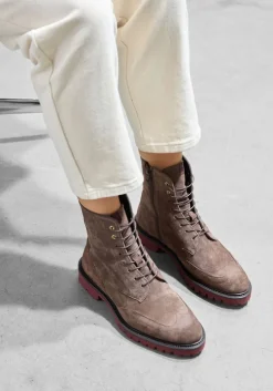 bruine floris van bommel veterboots selsi 02.05