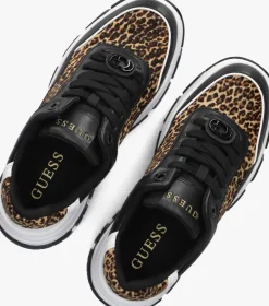 GUESS e lage sneakers berrett><noscript><img width=
