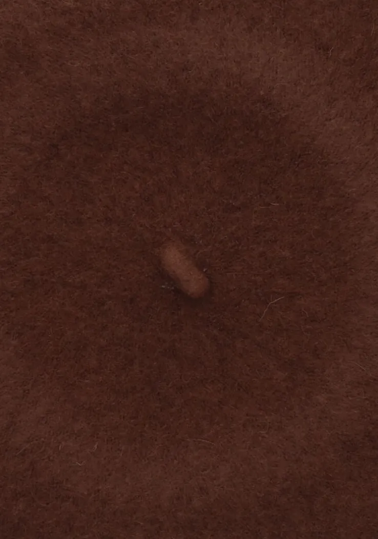 bruine notre-v hoed mindy baret