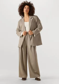 bruine nubikk lage sneakers ray owen studs