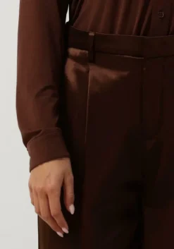 VANILIA e pantalon satin pleated w><noscript><img width=