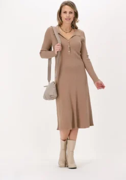 camel neo noir midi jurk mira soft knit dress
