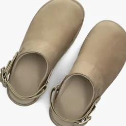 UGG slippers w goldenstar villa clog><noscript><img width=