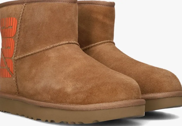 camel ugg vachtlaarzen classic mini ugg side logo