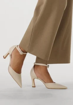 creme notre-v pumps 7225
