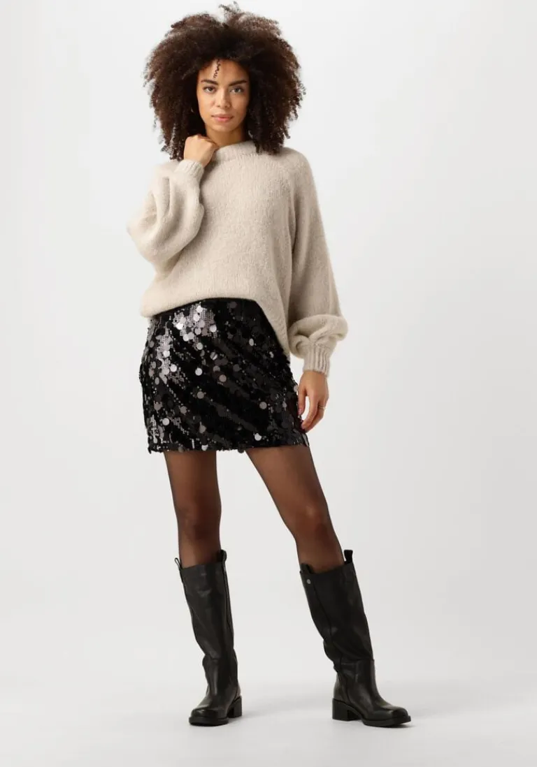 NOTRE-V trui nv-entia>DAMES Truien & Vesten