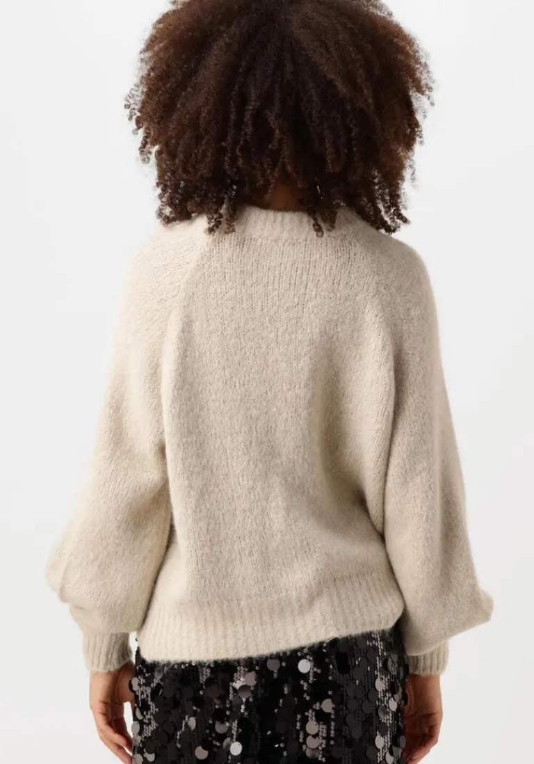 NOTRE-V trui nv-entia>DAMES Truien & Vesten