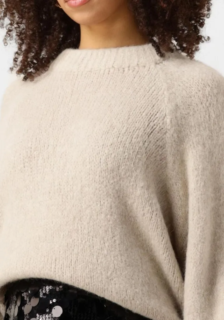 NOTRE-V trui nv-entia>DAMES Truien & Vesten