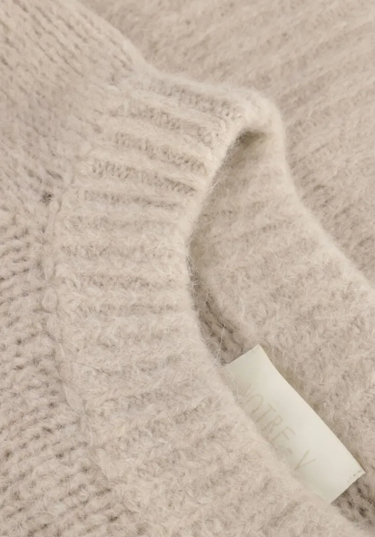 NOTRE-V trui nv-entia>DAMES Truien & Vesten