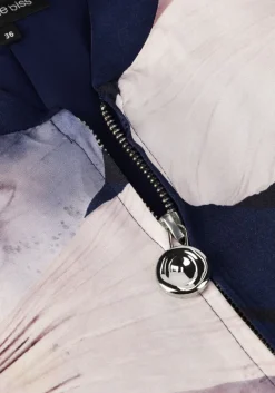 CAROLINE BISS e jack 1816><noscript><img width=