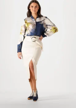 CAROLINE BISS e jack 1816><noscript><img width=