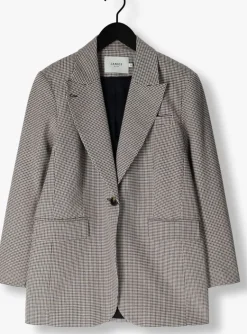 JANICE e blazer hank><noscript><img width=