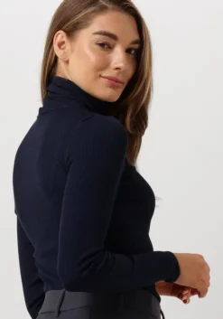 donkerblauwe rosemunde coltrui silk t-shirt w/ roller neck