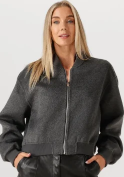 donkergrijze studio ar jack nina