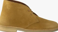 gele clarks originals boots desert boot dames