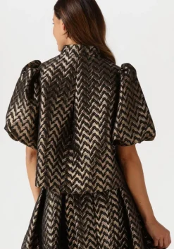 DEA KUDIBAL en jack olivia><noscript><img width=