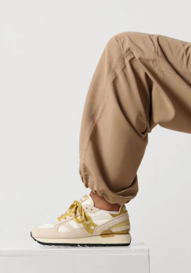 gouden saucony lage sneakers shadow original