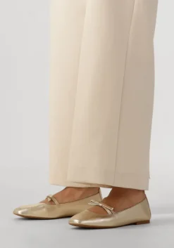 UNISA en ballerina's betar><noscript><img width=