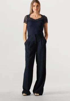 UNISA en ballerina's betar><noscript><img width=