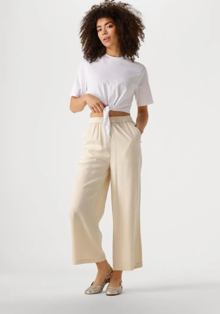 goudkleurig notre-v oorbellen earring #10