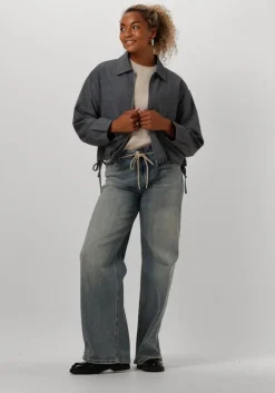 OBJECT grijze jack objmargreta lo bomber><noscript><img width=