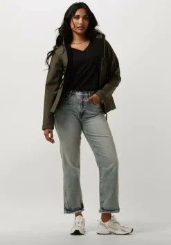 ILSE JACOBSEN e jack daybreak02><noscript><img width=