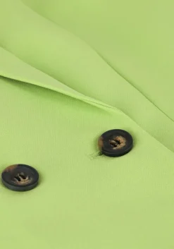 MY ESSENTIAL WARDROBE e blazer 27 the tailored blazer><noscript><img width=