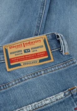 DIESEL e straight leg jeans 1988 d-ark><noscript><img width=