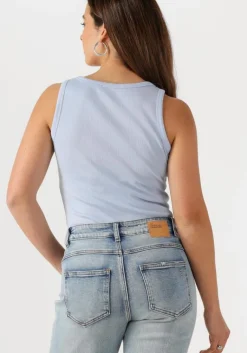 MY ESSENTIAL WARDROBE e top mandymw top><noscript><img width=