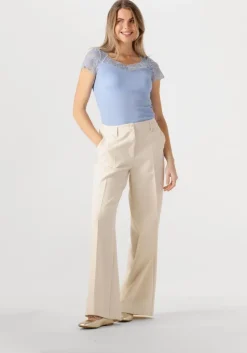 lichtblauwe rosemunde top beatha capsleeve