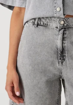 MY ESSENTIAL WARDROBE lichtgrijze shorts malomw 143 shorts><noscript><img width=