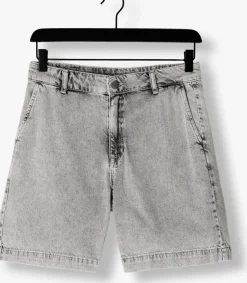 MY ESSENTIAL WARDROBE lichtgrijze shorts malomw 143 shorts><noscript><img width=