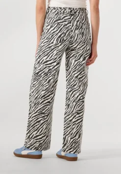 MOVES mom jeans adanna jeans 4228><noscript><img width=