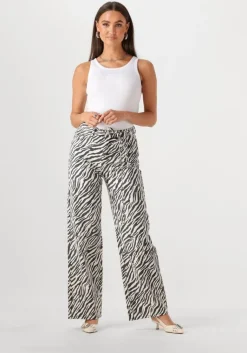 MOVES mom jeans adanna jeans 4228><noscript><img width=