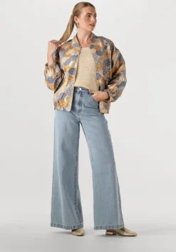 multi studio amaya jack mae bomber