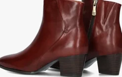 EVERYBODY rode enkellaarsjes vilma><noscript><img width=