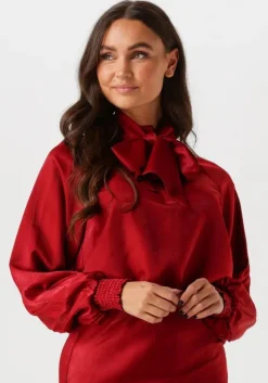 rode my essential wardrobe blouses estellemw scarf blouse