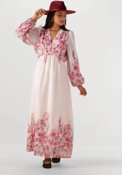 NOTRE-V rode hoed vanity><noscript><img width=