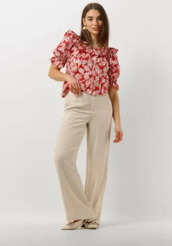 SCOTCH & SODA rode top off shoulder top with rufflesda><noscript><img width=